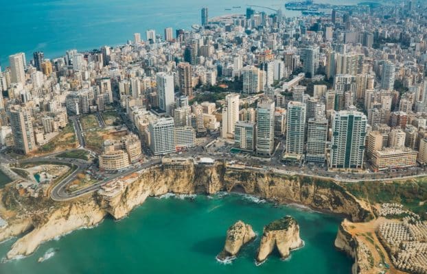 What European and local initiatives to strengthen relations with Lebanon in a context of deep political crisis