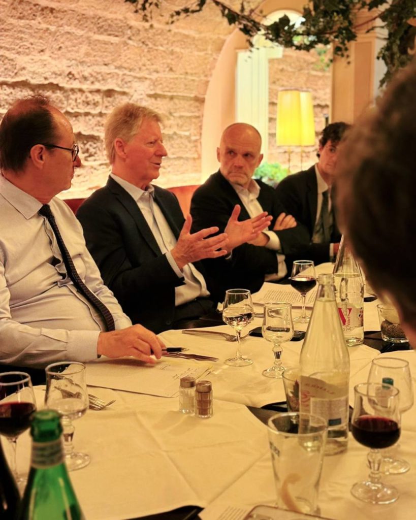 Website of the European Democrats Building Transatlantic Dialogue: EDP hosts Will Marshall for Dinner in Paris Website of the European Democrats - https://democrats.eu